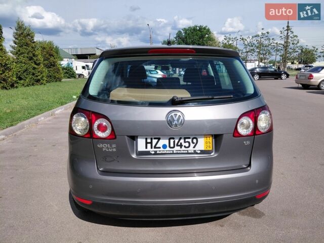 Сірий Фольксваген Golf Plus, об'ємом двигуна 1.6 л та пробігом 220 тис. км за 5100 $, фото 1 на Automoto.ua