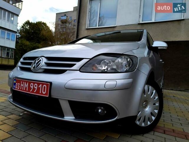 Сірий Фольксваген Golf Plus, об'ємом двигуна 1.4 л та пробігом 247 тис. км за 5100 $, фото 1 на Automoto.ua