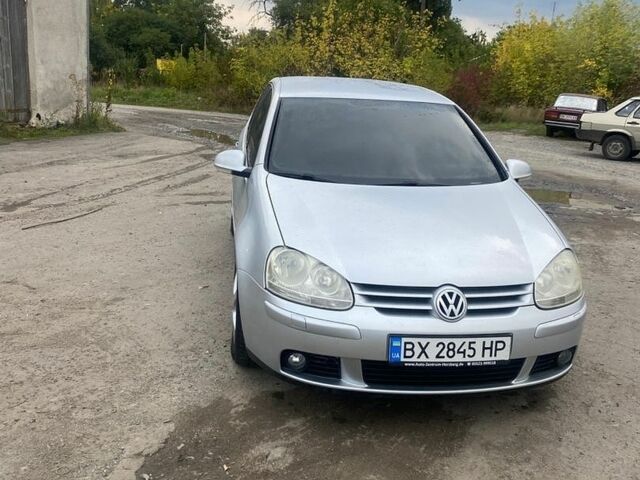 Сірий Фольксваген Golf Plus, об'ємом двигуна 1.4 л та пробігом 226 тис. км за 5100 $, фото 1 на Automoto.ua