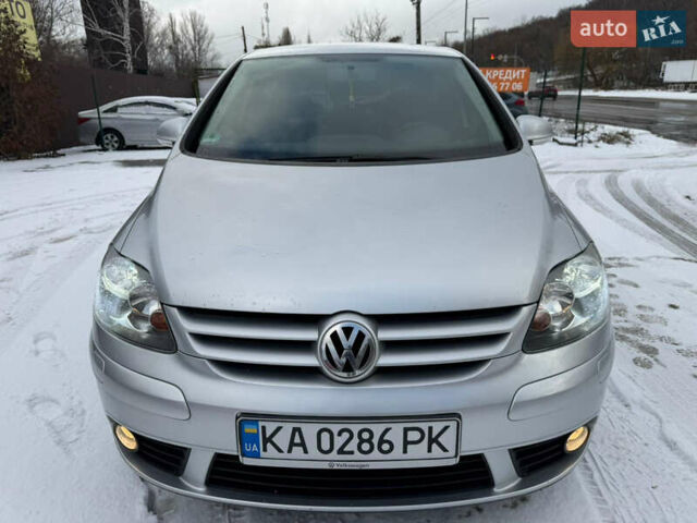 Сірий Фольксваген Golf Plus, об'ємом двигуна 1.6 л та пробігом 213 тис. км за 6300 $, фото 1 на Automoto.ua