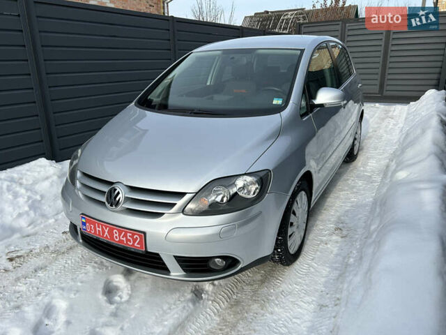 Сірий Фольксваген Golf Plus, об'ємом двигуна 1.6 л та пробігом 134 тис. км за 6950 $, фото 1 на Automoto.ua