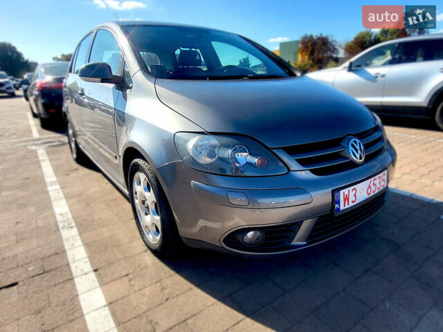 Сірий Фольксваген Golf Plus, об'ємом двигуна 1.6 л та пробігом 181 тис. км за 6200 $, фото 1 на Automoto.ua