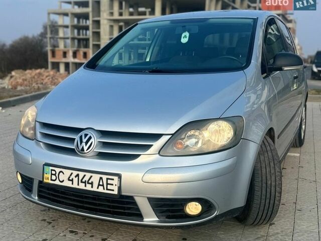 Сірий Фольксваген Golf Plus, об'ємом двигуна 1.6 л та пробігом 230 тис. км за 5299 $, фото 1 на Automoto.ua