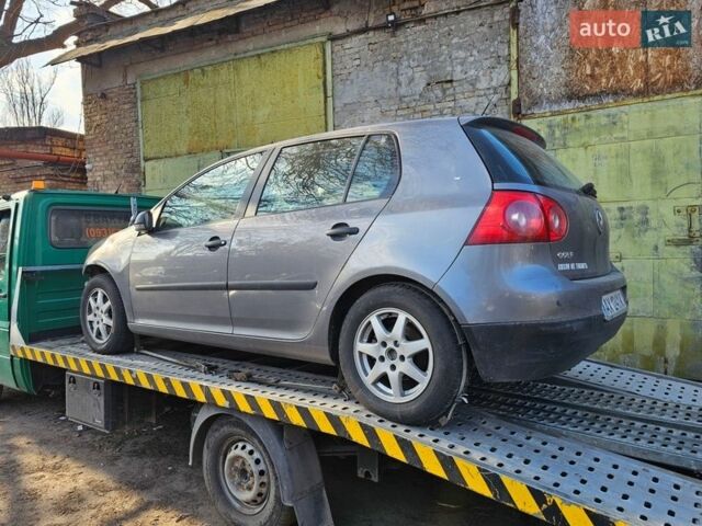 Сірий Фольксваген Golf Plus, об'ємом двигуна 1.6 л та пробігом 200 тис. км за 1900 $, фото 1 на Automoto.ua