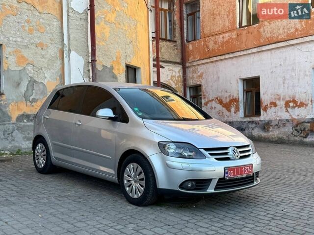 Сірий Фольксваген Golf Plus, об'ємом двигуна 1.4 л та пробігом 201 тис. км за 5000 $, фото 1 на Automoto.ua
