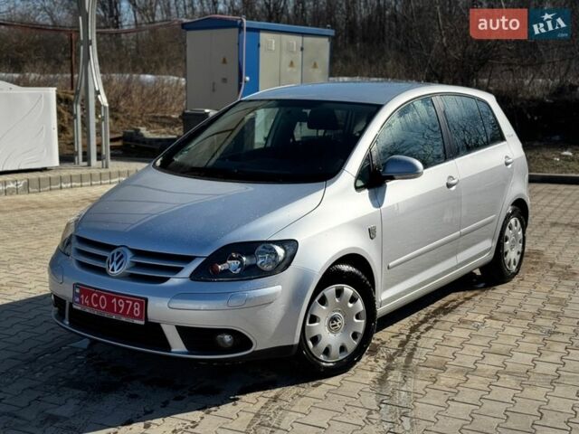 Серый Фольксваген Гольф Плюс, объемом двигателя 1.4 л и пробегом 225 тыс. км за 6500 $, фото 1 на Automoto.ua