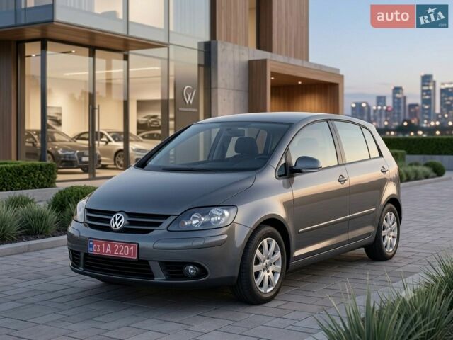 Сірий Фольксваген Golf Plus, об'ємом двигуна 1.4 л та пробігом 143 тис. км за 5150 $, фото 1 на Automoto.ua
