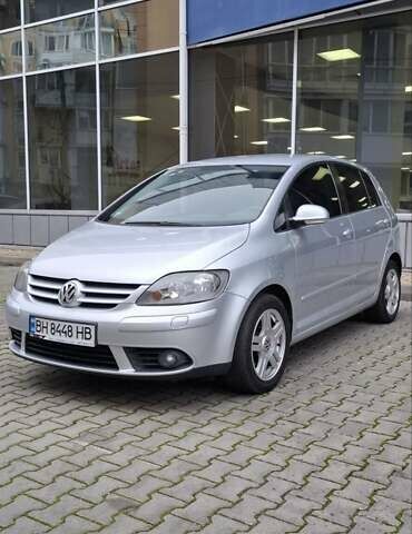 Сірий Фольксваген Golf Plus, об'ємом двигуна 1.6 л та пробігом 190 тис. км за 6200 $, фото 1 на Automoto.ua