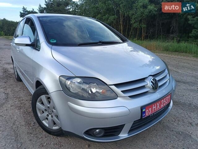 Сірий Фольксваген Golf Plus, об'ємом двигуна 1.6 л та пробігом 205 тис. км за 6700 $, фото 1 на Automoto.ua