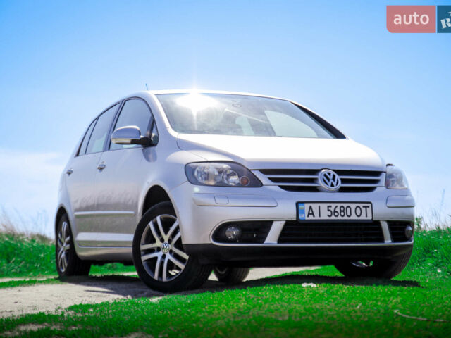 Сірий Фольксваген Golf Plus, об'ємом двигуна 2 л та пробігом 260 тис. км за 8500 $, фото 1 на Automoto.ua