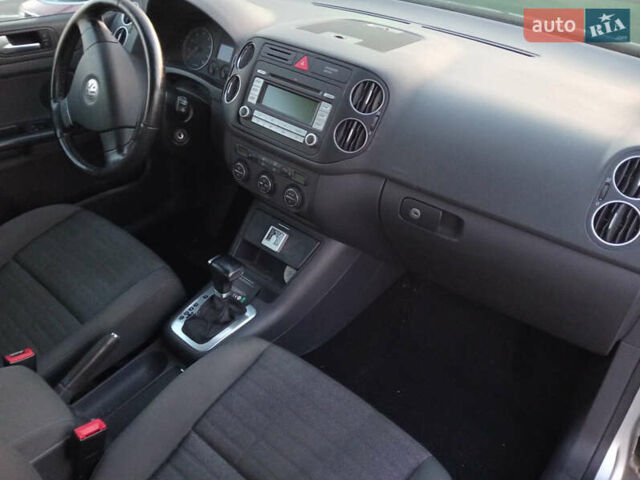 Серый Фольксваген Гольф Плюс, объемом двигателя 0 л и пробегом 190 тыс. км за 4999 $, фото 1 на Automoto.ua