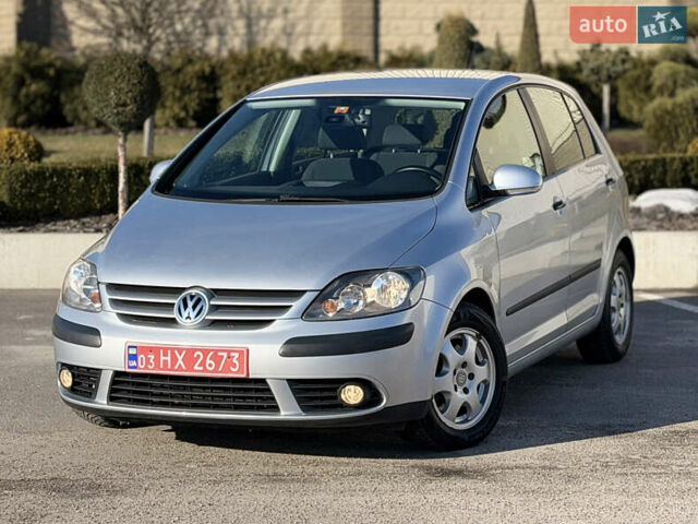 Серый Фольксваген Гольф Плюс, объемом двигателя 1.4 л и пробегом 181 тыс. км за 6999 $, фото 1 на Automoto.ua