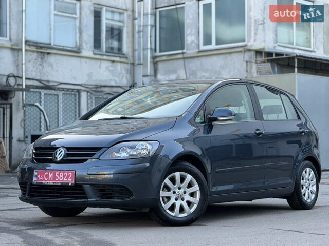 Сірий Фольксваген Golf Plus, об'ємом двигуна 1.6 л та пробігом 197 тис. км за 7999 $, фото 1 на Automoto.ua