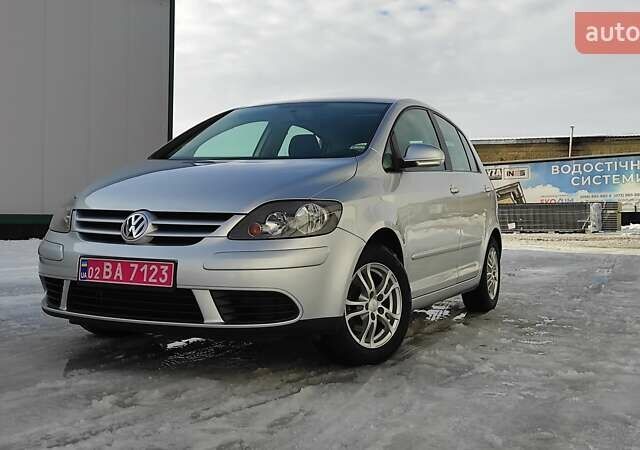 Серый Фольксваген Гольф Плюс, объемом двигателя 1.6 л и пробегом 207 тыс. км за 6200 $, фото 1 на Automoto.ua