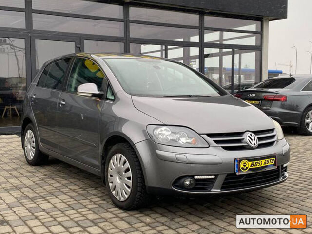 Серый Фольксваген Гольф Плюс, объемом двигателя 1.4 л и пробегом 227 тыс. км за 6300 $, фото 1 на Automoto.ua