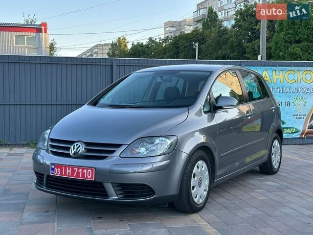 Сірий Фольксваген Golf Plus, об'ємом двигуна 1.6 л та пробігом 194 тис. км за 6200 $, фото 1 на Automoto.ua