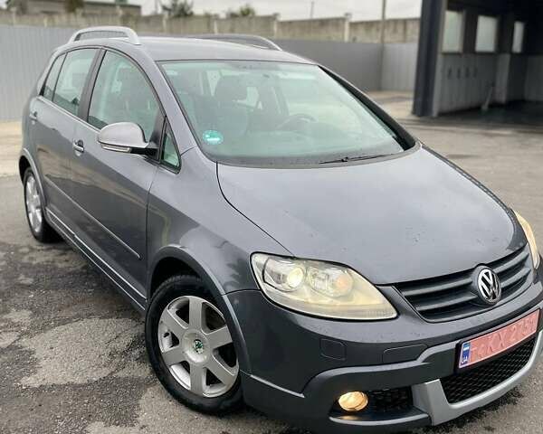 Серый Фольксваген Гольф Плюс, объемом двигателя 0 л и пробегом 157 тыс. км за 7900 $, фото 1 на Automoto.ua