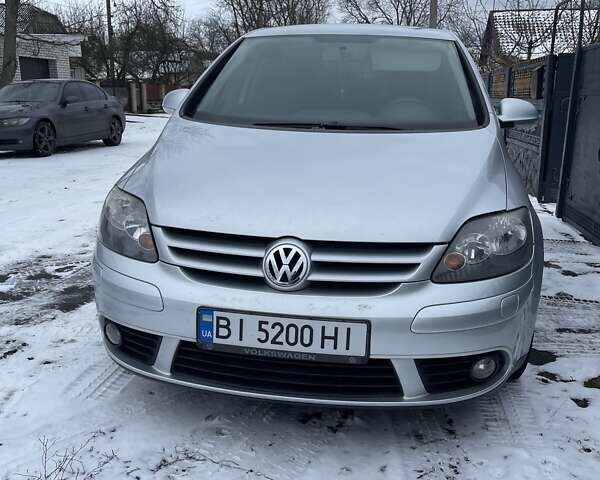 Серый Фольксваген Гольф Плюс, объемом двигателя 1.39 л и пробегом 211 тыс. км за 7000 $, фото 1 на Automoto.ua