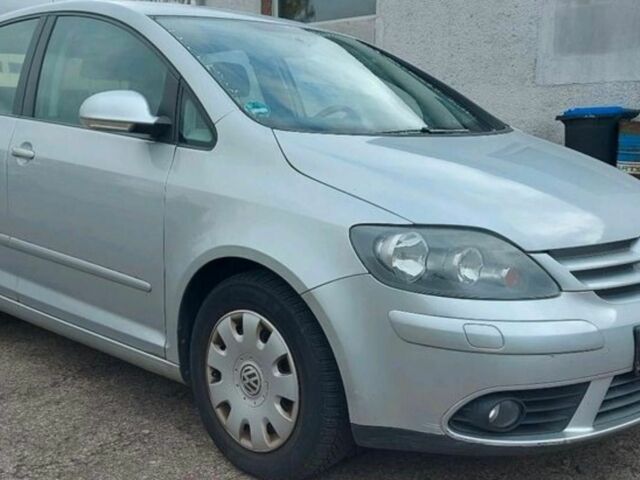 Фольксваген Гольф Плюс 2007 в Луцке на Automoto.ua Серый Фольксваген Гольф Плюс, объемом двигателя 1.4 л и пробегом 196 тыс. км за 5250 $, фото 1 на Automoto.ua