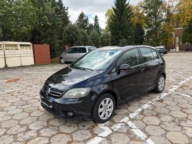 Сірий Фольксваген Golf Plus, об'ємом двигуна 1.9 л та пробігом 300 тис. км за 2457 $, фото 1 на Automoto.ua