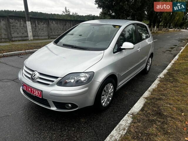 Сірий Фольксваген Golf Plus, об'ємом двигуна 1.6 л та пробігом 128 тис. км за 6200 $, фото 1 на Automoto.ua