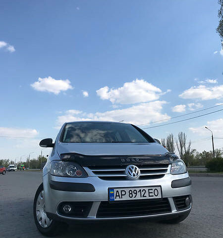 Сірий Фольксваген Golf Plus, об'ємом двигуна 1.6 л та пробігом 135 тис. км за 7900 $, фото 1 на Automoto.ua