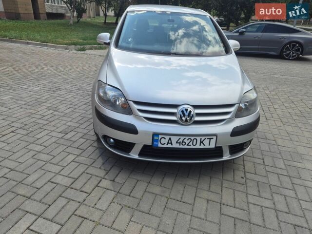 Сірий Фольксваген Golf Plus, об'ємом двигуна 1.4 л та пробігом 142 тис. км за 6700 $, фото 1 на Automoto.ua