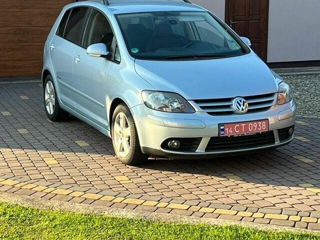 Сірий Фольксваген Golf Plus, об'ємом двигуна 1.4 л та пробігом 174 тис. км за 6550 $, фото 1 на Automoto.ua
