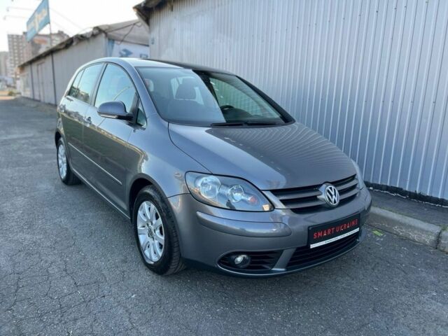 Сірий Фольксваген Golf Plus, об'ємом двигуна 1.4 л та пробігом 137 тис. км за 7950 $, фото 1 на Automoto.ua
