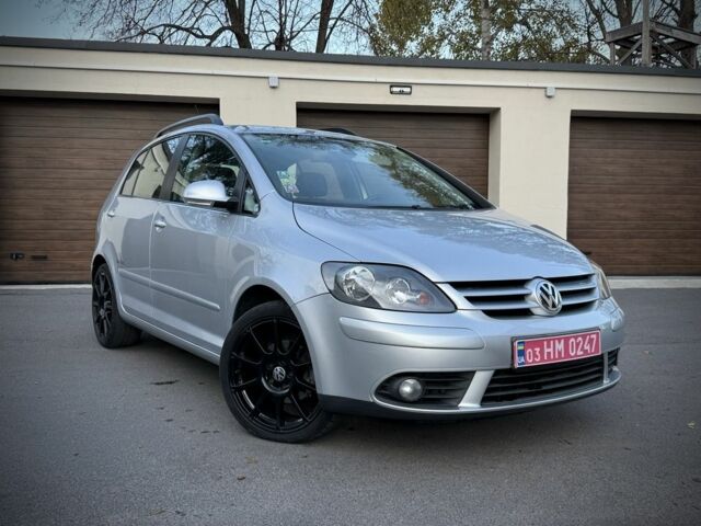 Сірий Фольксваген Golf Plus, об'ємом двигуна 1.6 л та пробігом 237 тис. км за 6999 $, фото 1 на Automoto.ua