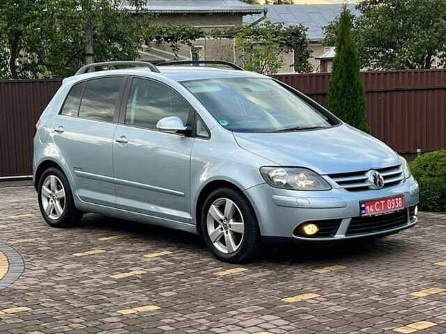 Сірий Фольксваген Golf Plus, об'ємом двигуна 1.4 л та пробігом 174 тис. км за 6450 $, фото 1 на Automoto.ua