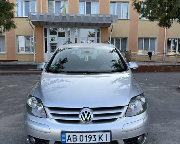 Сірий Фольксваген Golf Plus, об'ємом двигуна 1.4 л та пробігом 226 тис. км за 5900 $, фото 1 на Automoto.ua