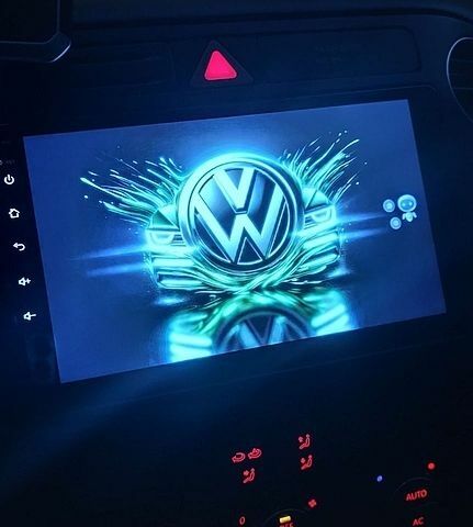 Серый Фольксваген Гольф Плюс, объемом двигателя 1.4 л и пробегом 209 тыс. км за 7600 $, фото 1 на Automoto.ua