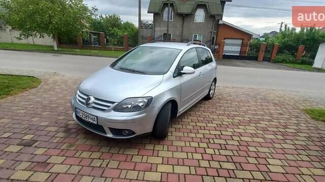 Фольксваген Гольф Плюс 2008 в Луцке на Automoto.ua Серый Фольксваген Гольф Плюс, объемом двигателя 1.39 л и пробегом 219 тыс. км за 5800 $, фото 1 на Automoto.ua