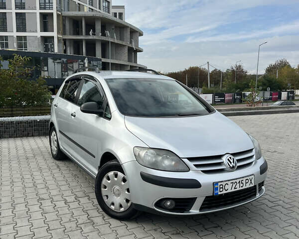 Сірий Фольксваген Golf Plus, об'ємом двигуна 1.6 л та пробігом 234 тис. км за 6800 $, фото 1 на Automoto.ua