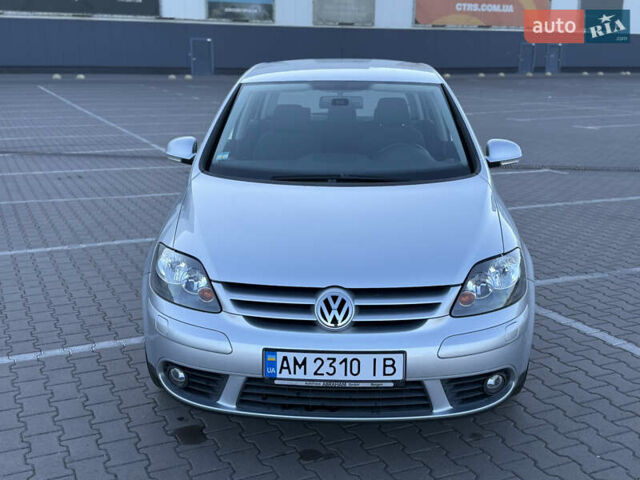 Сірий Фольксваген Golf Plus, об'ємом двигуна 1.39 л та пробігом 153 тис. км за 6800 $, фото 1 на Automoto.ua