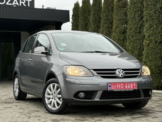 Серый Фольксваген Гольф Плюс, объемом двигателя 1.4 л и пробегом 155 тыс. км за 5700 $, фото 1 на Automoto.ua