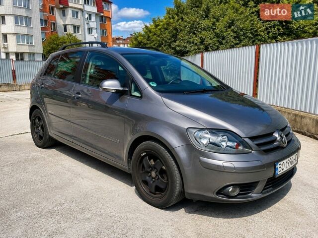 Сірий Фольксваген Golf Plus, об'ємом двигуна 1.6 л та пробігом 206 тис. км за 6800 $, фото 1 на Automoto.ua