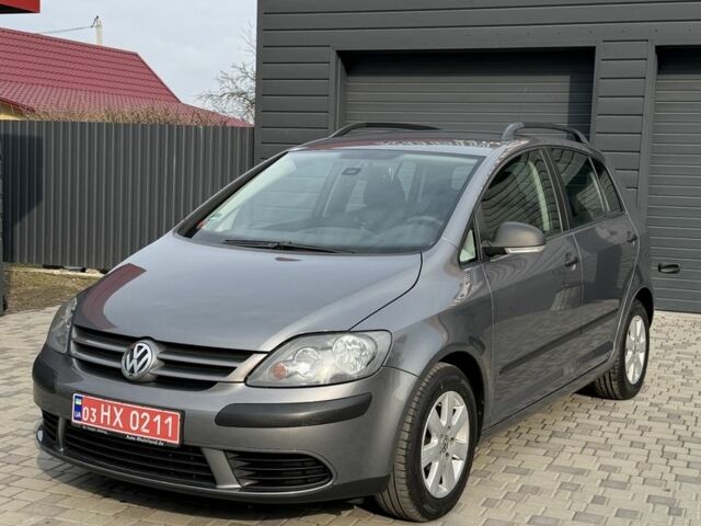 Сірий Фольксваген Golf Plus, об'ємом двигуна 1.4 л та пробігом 209 тис. км за 6500 $, фото 1 на Automoto.ua