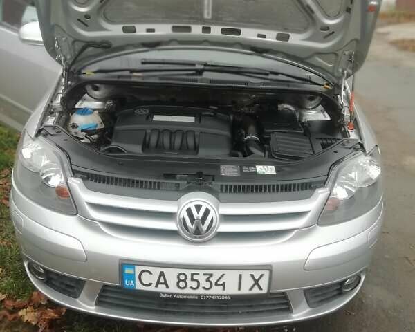 Серый Фольксваген Гольф Плюс, объемом двигателя 1.6 л и пробегом 218 тыс. км за 6700 $, фото 1 на Automoto.ua