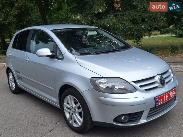 Сірий Фольксваген Golf Plus, об'ємом двигуна 1.6 л та пробігом 240 тис. км за 6950 $, фото 1 на Automoto.ua