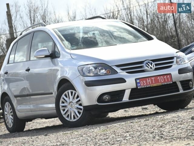 Серый Фольксваген Гольф Плюс, объемом двигателя 1.4 л и пробегом 190 тыс. км за 6700 $, фото 1 на Automoto.ua