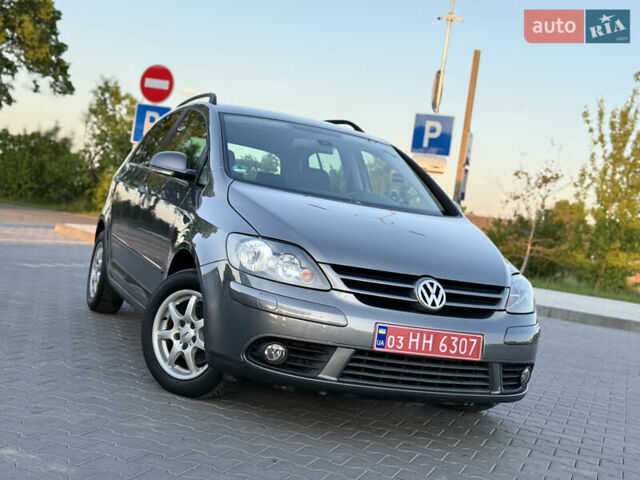 Сірий Фольксваген Golf Plus, об'ємом двигуна 1.6 л та пробігом 210 тис. км за 6200 $, фото 1 на Automoto.ua