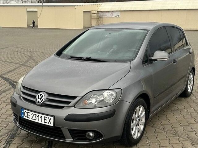 Сірий Фольксваген Golf Plus, об'ємом двигуна 1.6 л та пробігом 225 тис. км за 6500 $, фото 1 на Automoto.ua