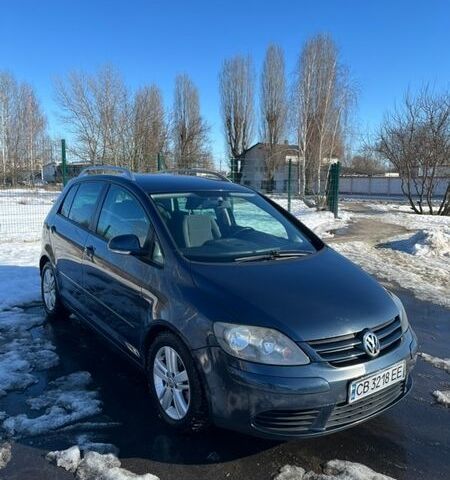 Серый Фольксваген Гольф Плюс, объемом двигателя 1.39 л и пробегом 200 тыс. км за 5911 $, фото 1 на Automoto.ua