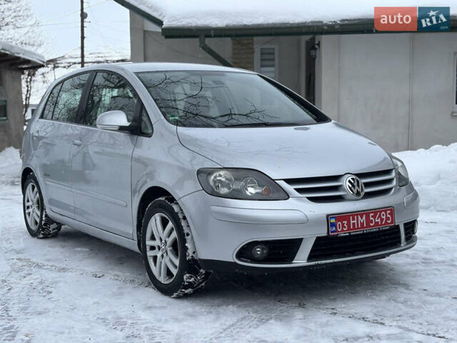 Сірий Фольксваген Golf Plus, об'ємом двигуна 1.4 л та пробігом 196 тис. км за 5399 $, фото 1 на Automoto.ua