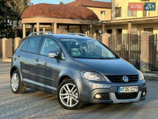 Серый Фольксваген Гольф Плюс, объемом двигателя 1.4 л и пробегом 167 тыс. км за 7500 $, фото 1 на Automoto.ua