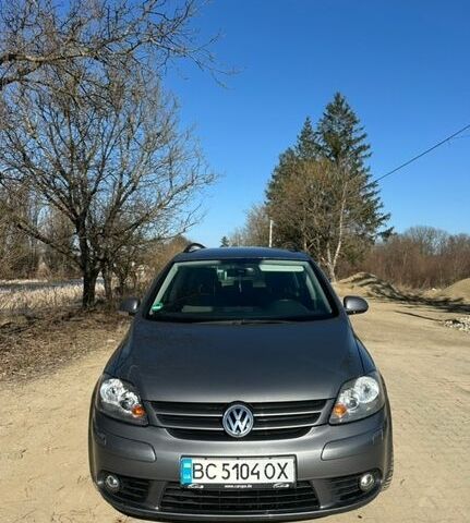 Серый Фольксваген Гольф Плюс, объемом двигателя 1.9 л и пробегом 240 тыс. км за 7200 $, фото 1 на Automoto.ua