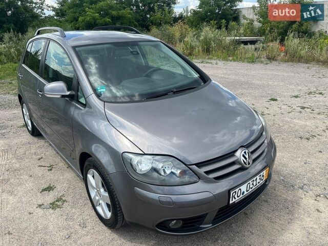 Сірий Фольксваген Golf Plus, об'ємом двигуна 1.6 л та пробігом 195 тис. км за 8780 $, фото 1 на Automoto.ua