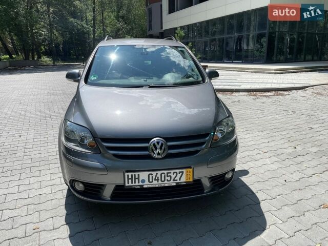 Сірий Фольксваген Golf Plus, об'ємом двигуна 1.4 л та пробігом 254 тис. км за 7450 $, фото 1 на Automoto.ua
